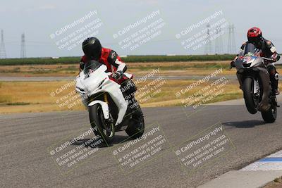 media/May-15-2023-TrackDaz (Mon) [[29bc01ea77]]/A Group/2pm (Wheelie Bump)/